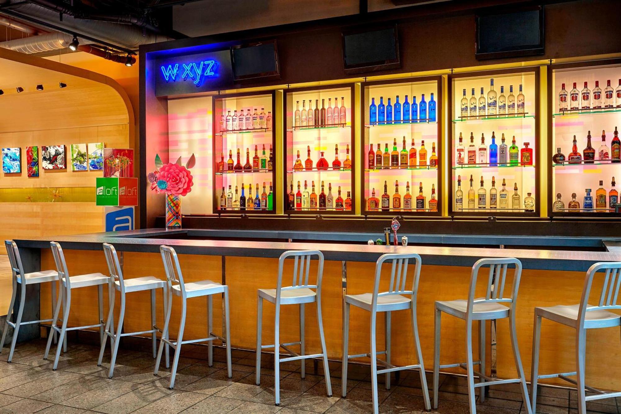 Hotel Aloft Montreal Airport Dorval Zewnętrze zdjęcie