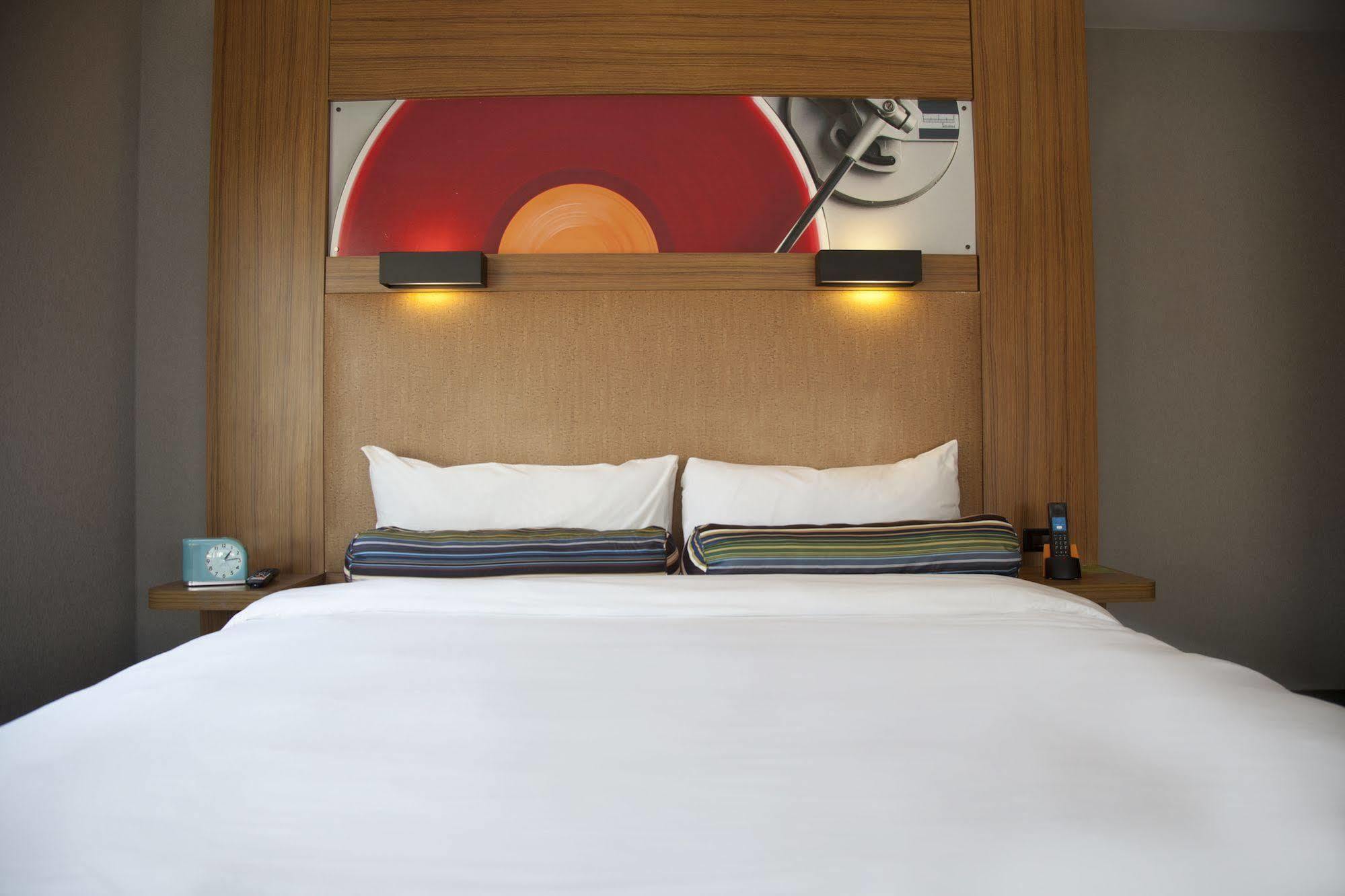 Hotel Aloft Montreal Airport Dorval Zewnętrze zdjęcie